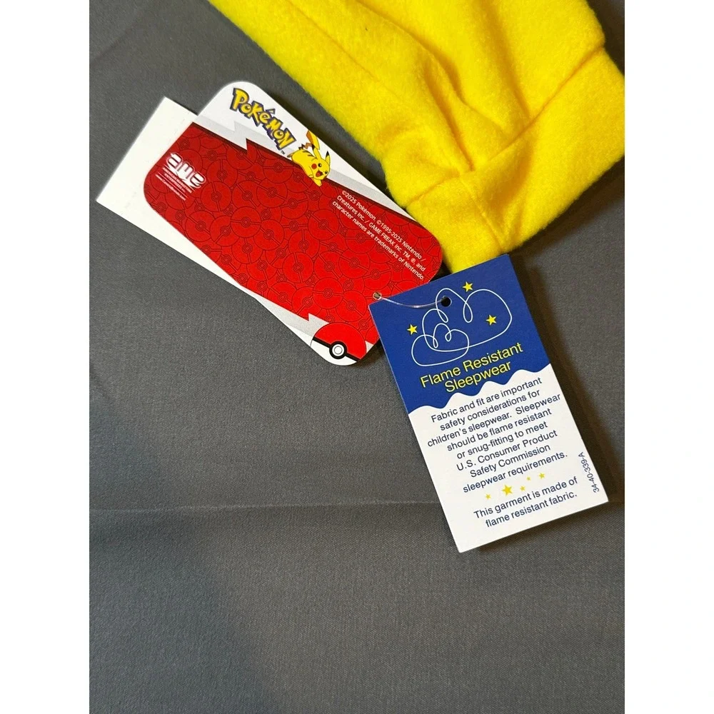 Pokemon Pikachu Kids Fleece Hooded One Piece Pajamas Yellow XS 4/5 NWT‎